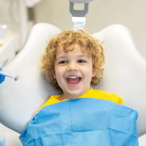 Kid see's pediatric dentist in Canton, GA